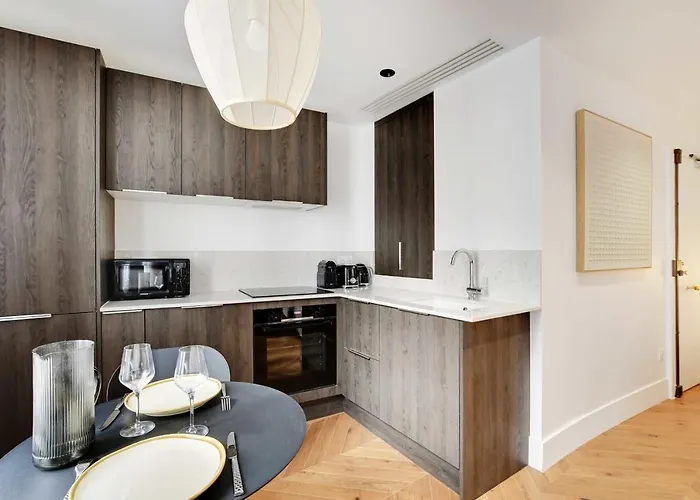 Elegant Pour 2 Personnes - Opera Garnier